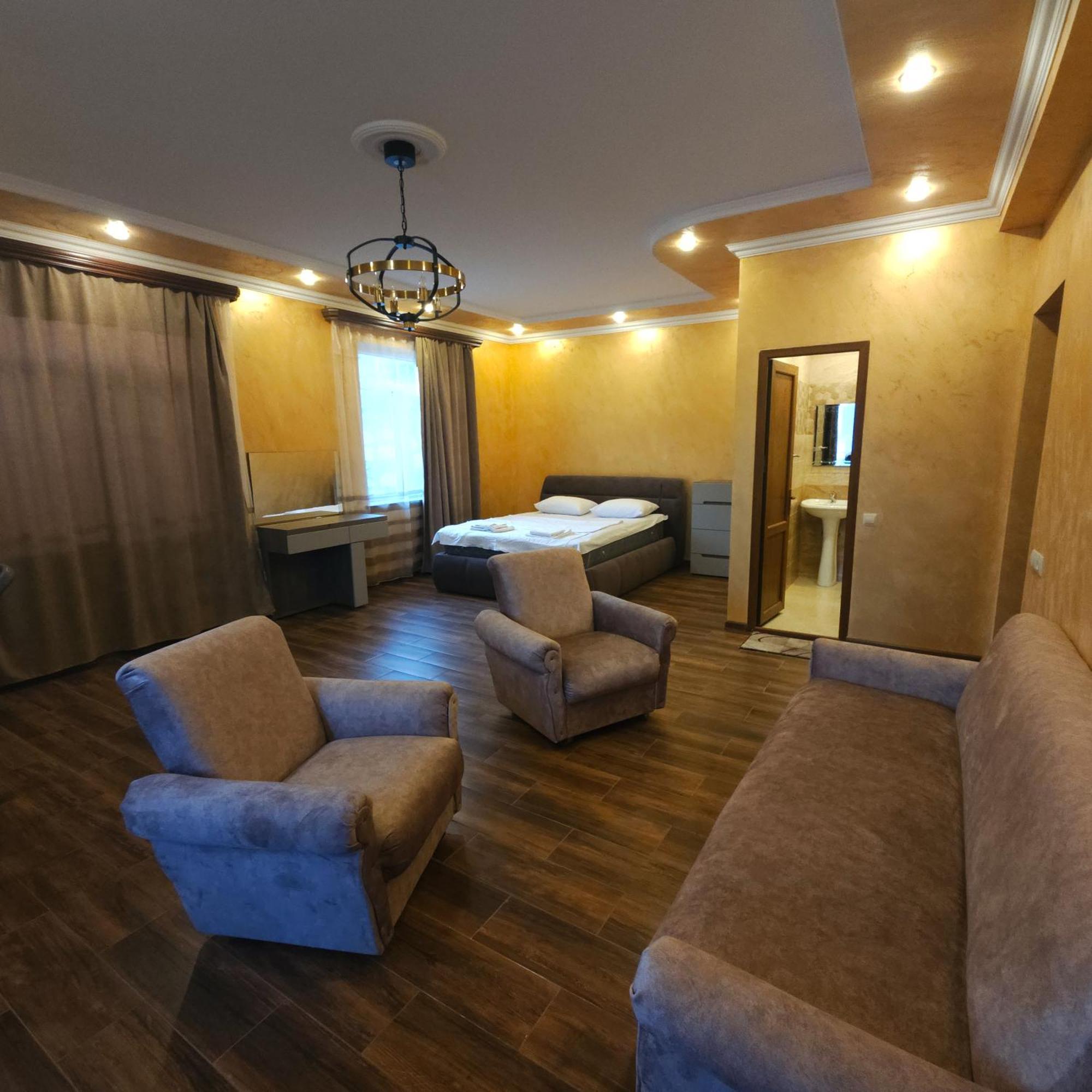 Alpha Rest House Idzsevan Kültér fotó