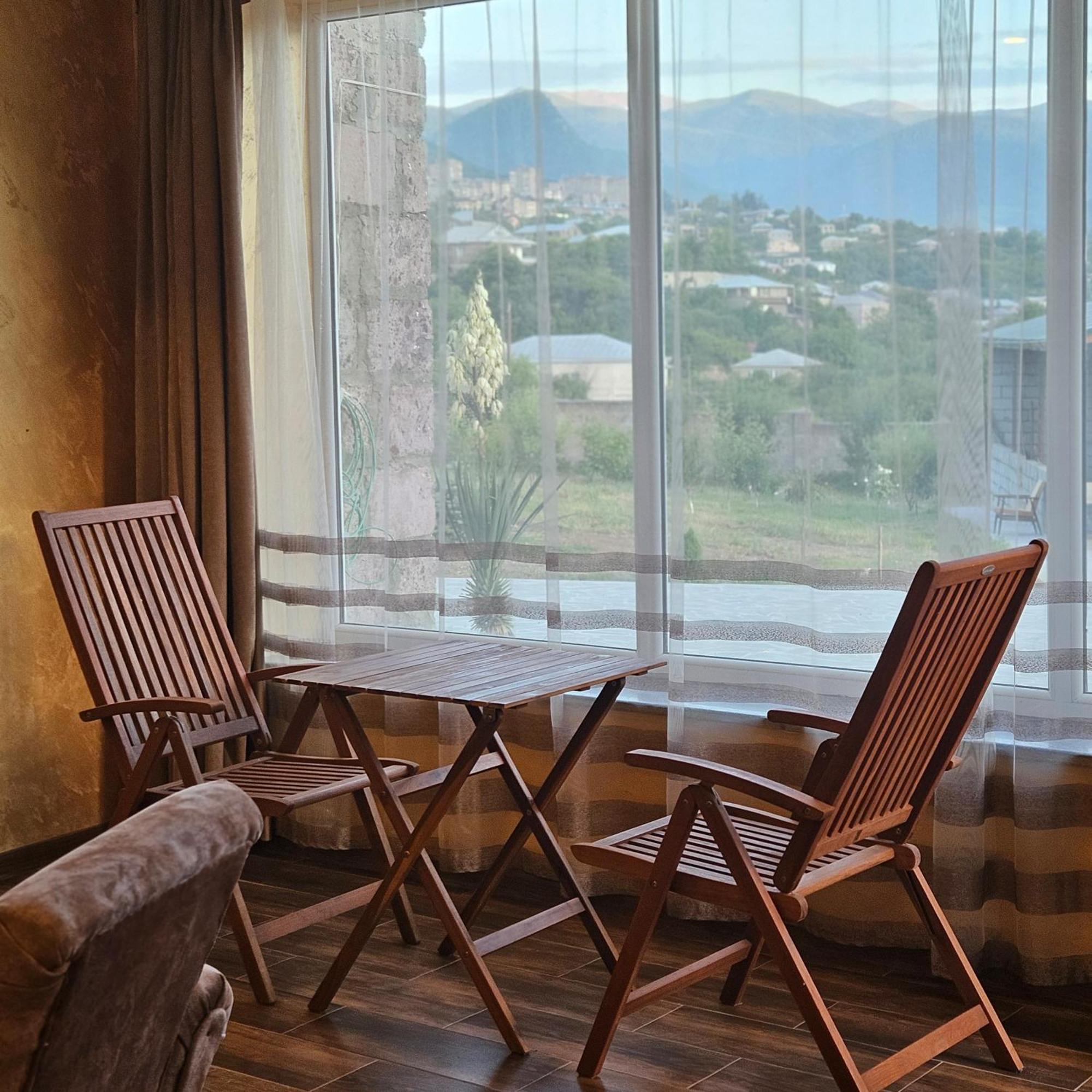 Alpha Rest House Idzsevan Kültér fotó
